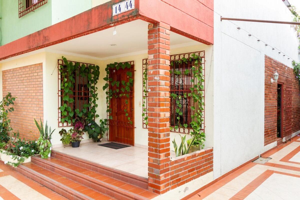 Acogedora Casa En Colombia Cerca A Zonas Turisticas * Cartagena